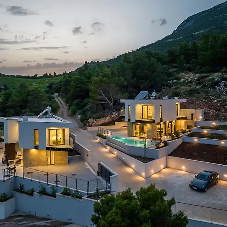 Luce Peljesac * Potomje